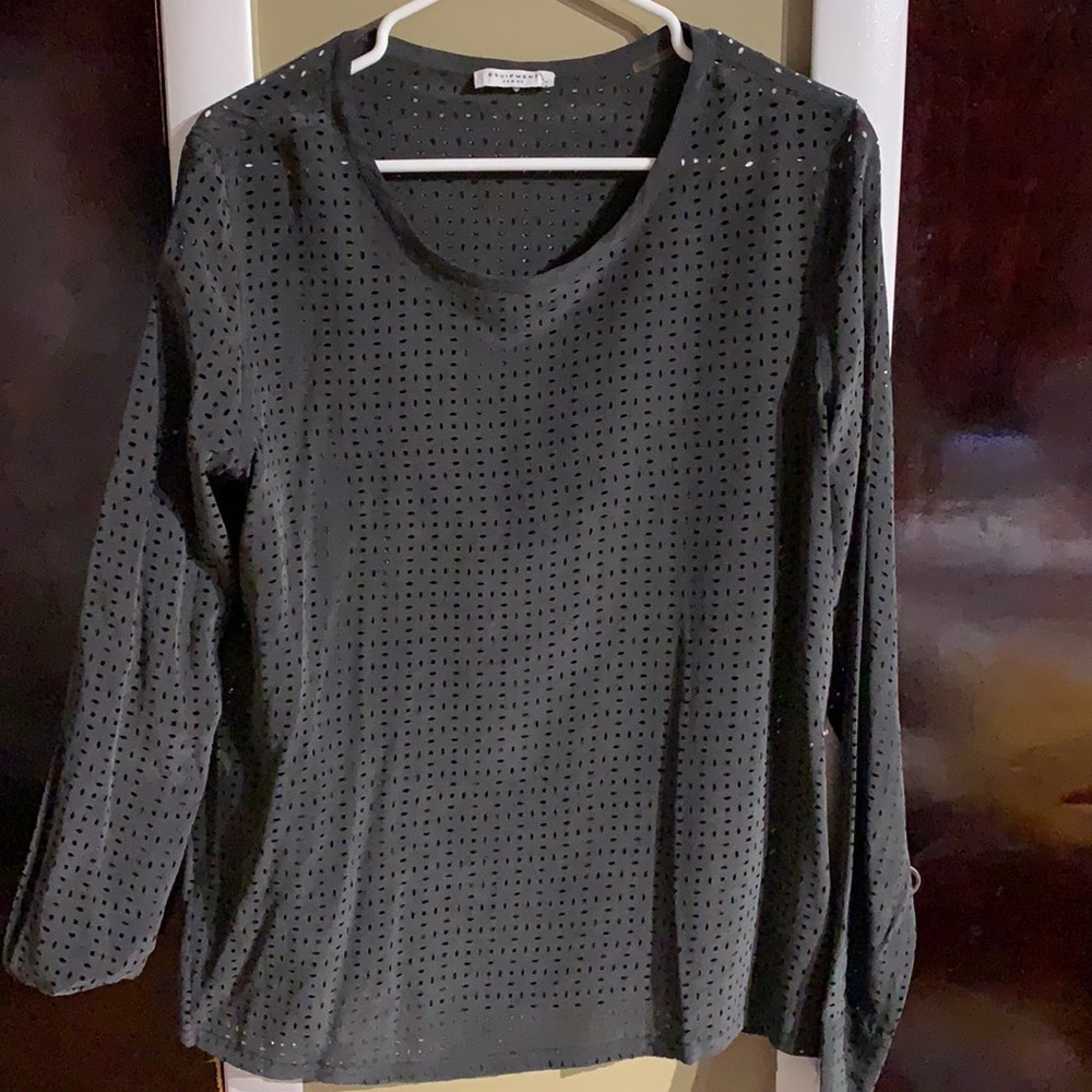 Equipment top